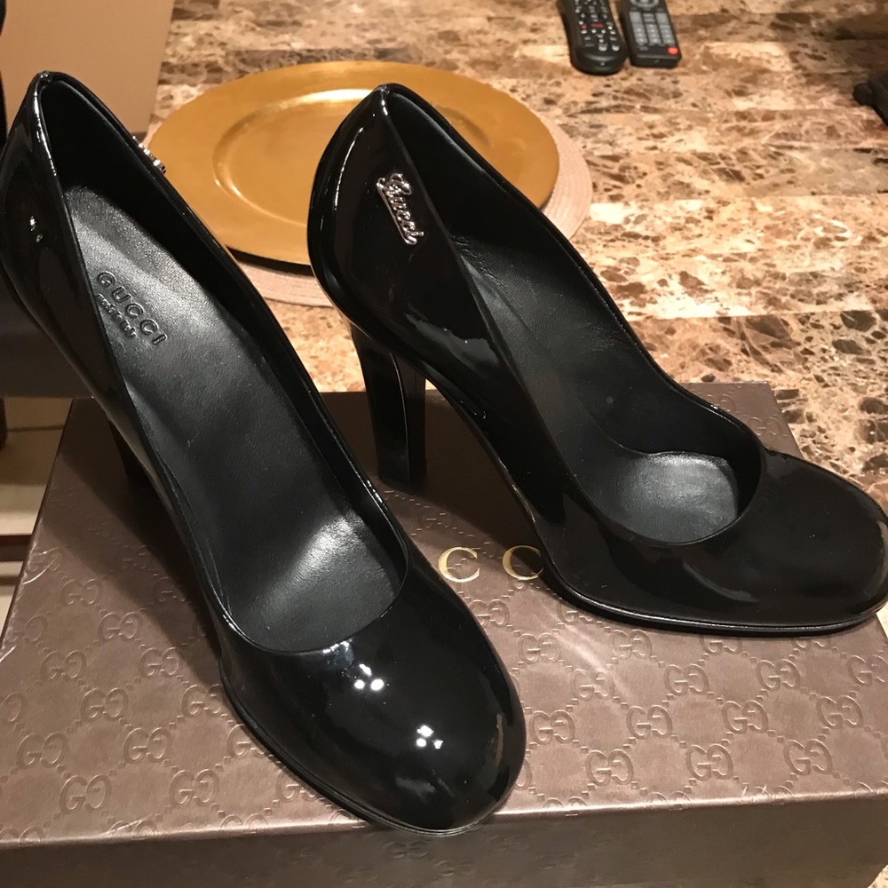 New Authentic Gucci Black Heels